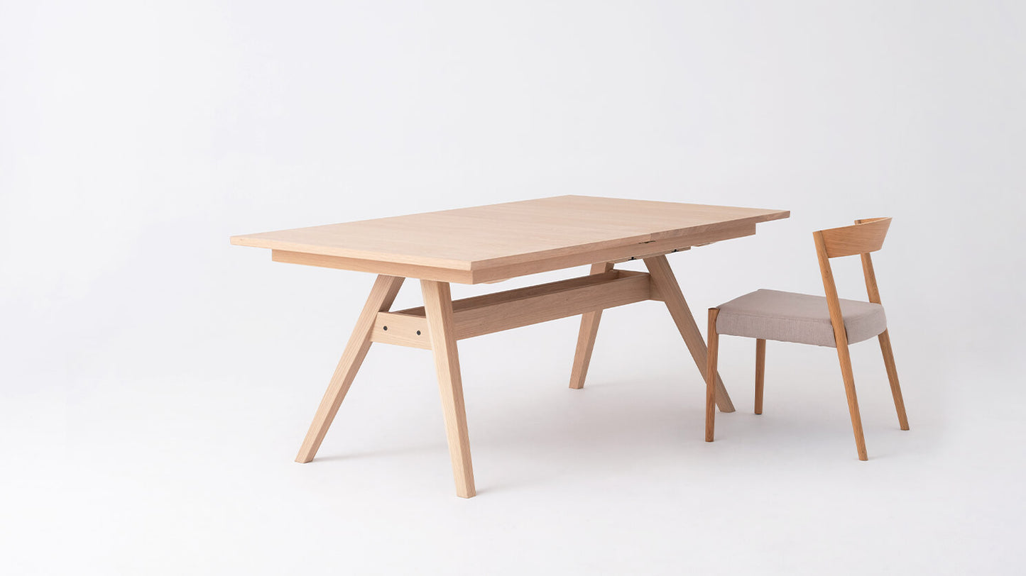 Close Expandable Table - Oak - Oak Top group image - 3
