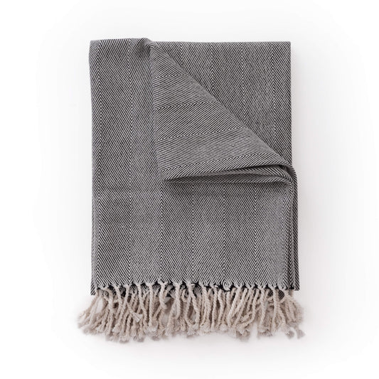 Herring Throw - Black/White main image