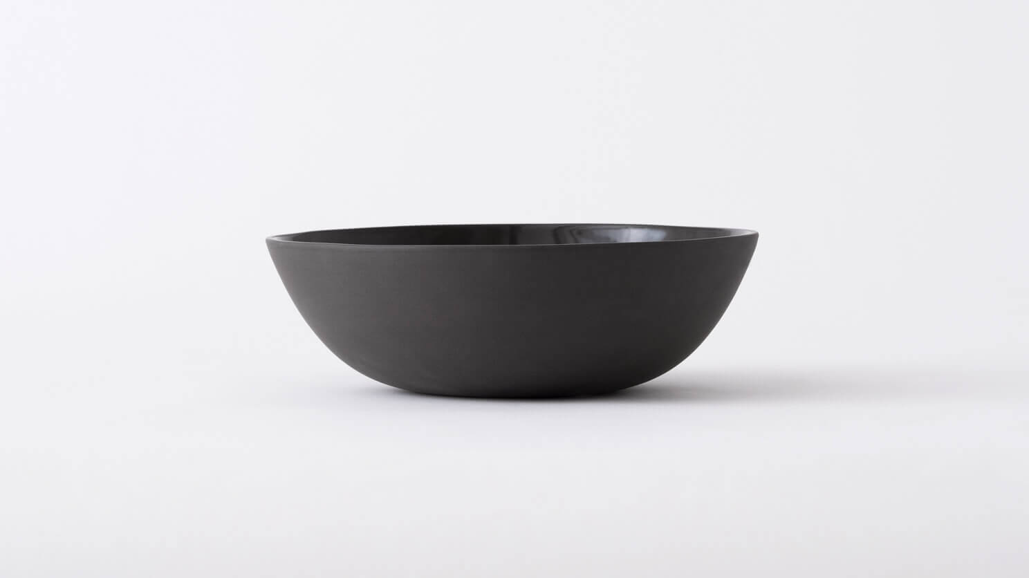Garrido Stoneware Serving Bowl