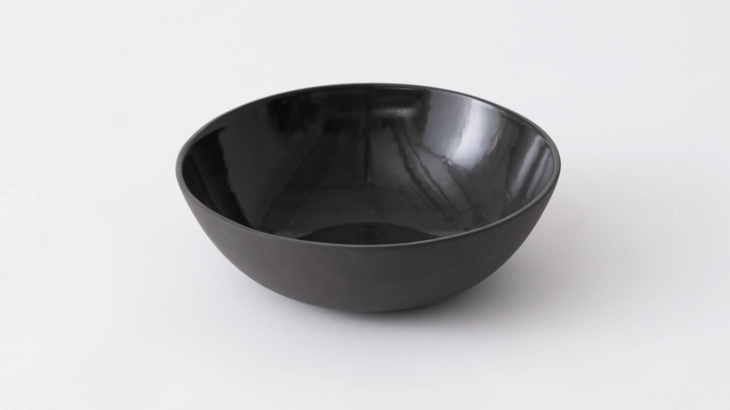 Garrido Stoneware Serving Bowl