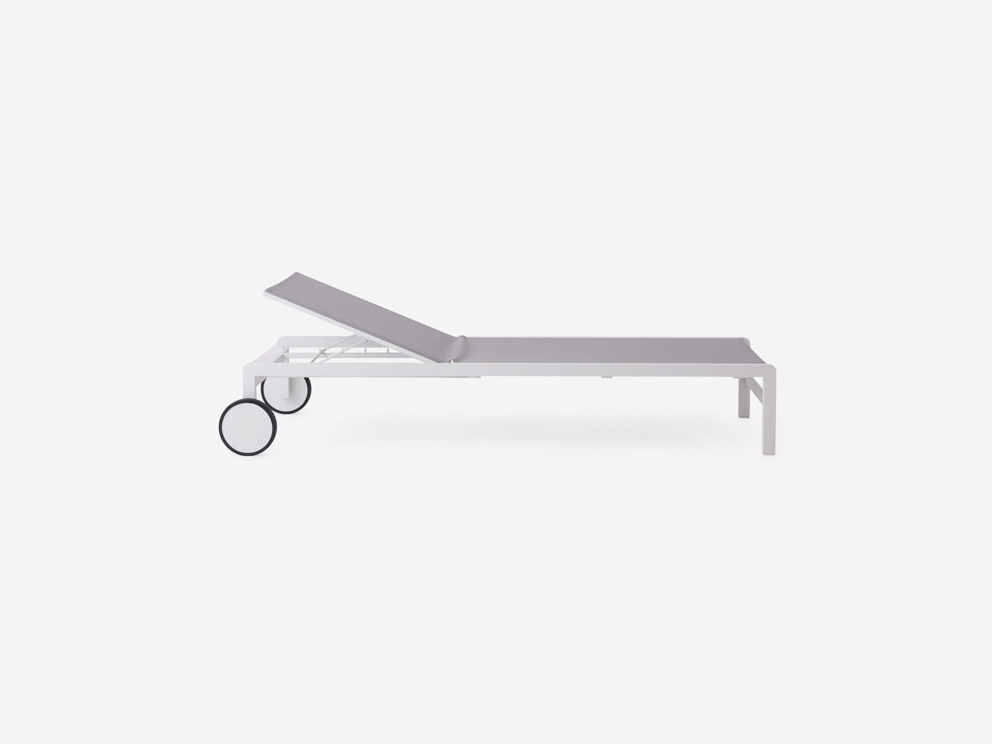 Cape Outdoor Chaise - White group image - 4
